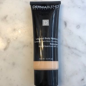 DermaBlend Professional Foundation